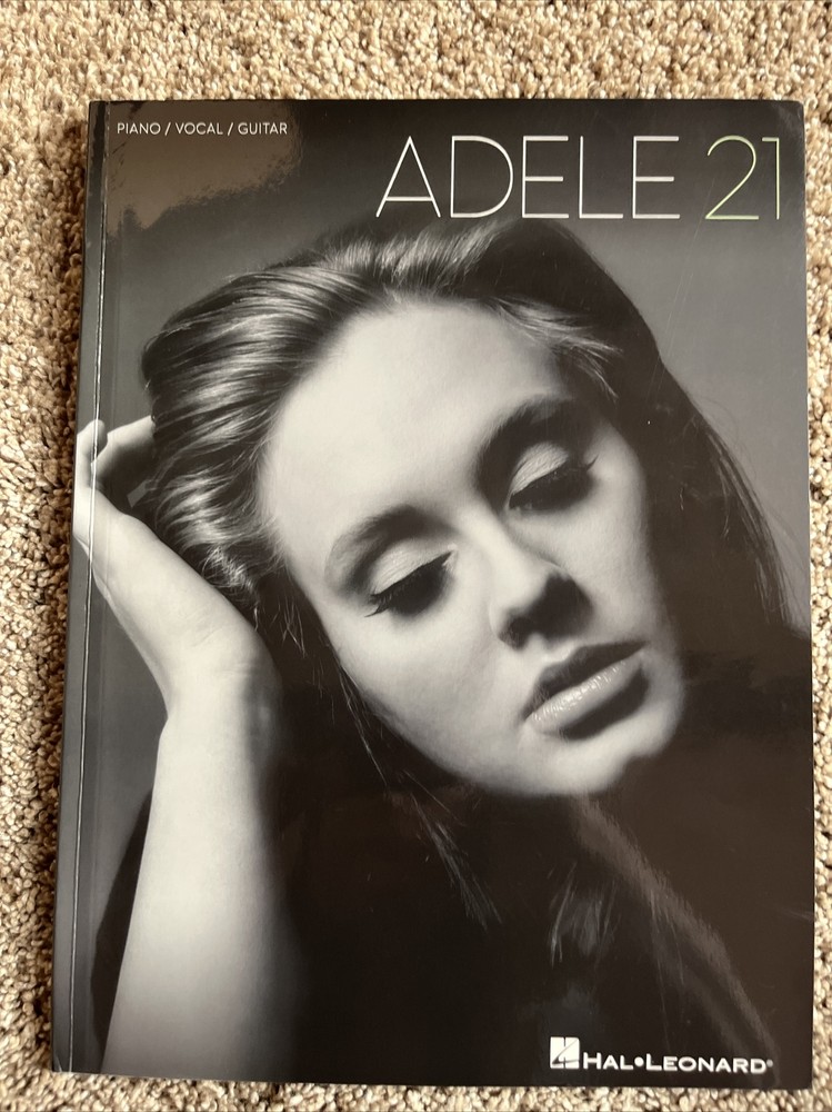 SONGBOOK Adele 21 – 11 Songs 80 pages PIANO VOCAL GUITAR Used