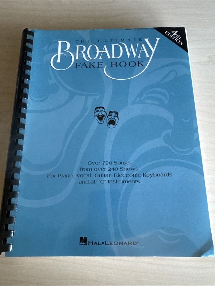 The Broadway Fake Book Piano Voice Guitar 720 Songs Music Lyrics C Instruments