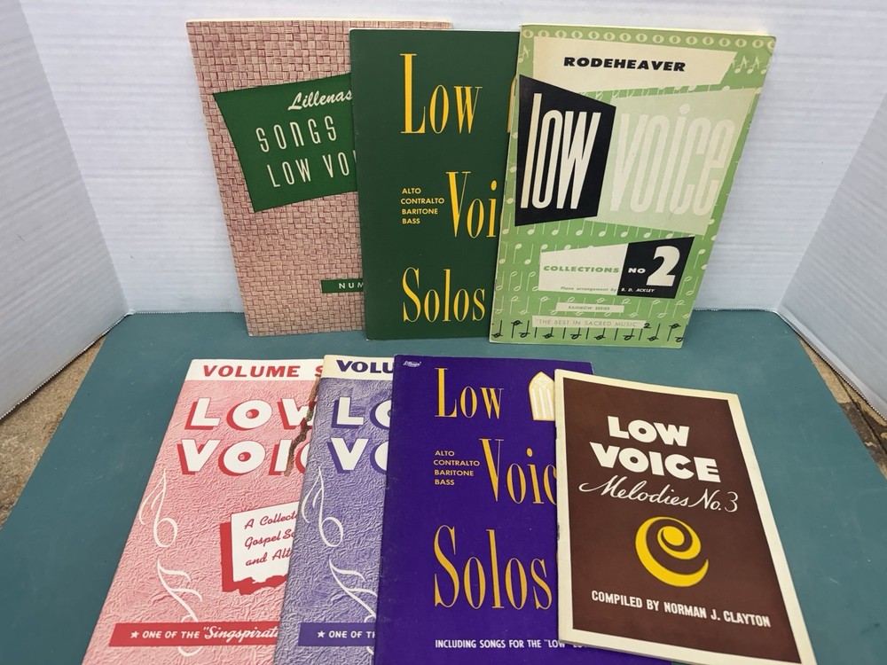 Lot Of 7 Low Voice Gospel Hymn Music Book. By Singspirationn Please See Photos.