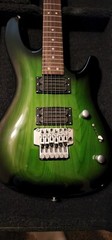 👑⭐ Mr. Potato Electric Guitar With Case, Guitar Picks, and Whammy Bar New