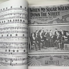 Sheet Music 20&rsquo;s 30&rsquo;s & 40&rsquo;s Showstoppers Songbook 1987 Piano Vocal Chords