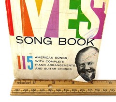 Burl Ives Song Book 1963 Piano Voice Guitar Chords 115 Songs Sheet US Seller