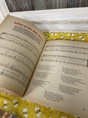 Folksong Festival 47 Favorites to Play, Irwin Silber 1967 TJ 932 Scholastic