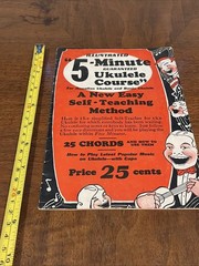 Illustrated “5-Minute Guaranteed Ukulele Course” Retro Booklet