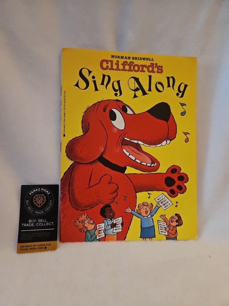 Vintage 1987 Clifford&rsquo;s Sing Along Music Paperback Book