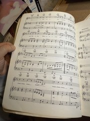 1970’s Classic Country Songbook Easy Listening Country Piano Guitar VG Condition