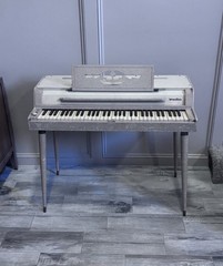 Wurlitzer Model 120 Electric Piano – 1950’s