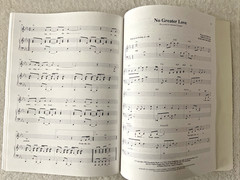 15 Low Voice Favorites Songbook w/CD Piano-Guitar-Vocal Vintage Collectible 2005