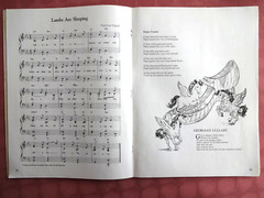 THE LULLABY BOOK Easy Piano Voice Guitar Song Book Amsco Publications 1985 VTG