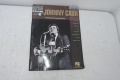 Hal Leonard Guitar Play Along Johnny Cash Vol. 115 Songbook