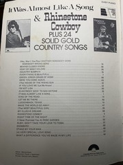 Plus 24 Solid Gold Country Songs 1978 Columbia Easy Piano Sheet Music Vintage.