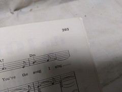 1970&rsquo;s Sheet Music lot of 4 complete song books I&rsquo;d Like Teach the World to Sing