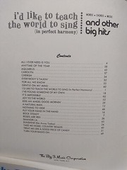 1970&rsquo;s Sheet Music lot of 4 complete song books I&rsquo;d Like Teach the World to Sing