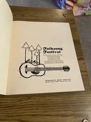 Folk Song Festival 47 Favorites to play and Sing, Scholastic Songbook 1967