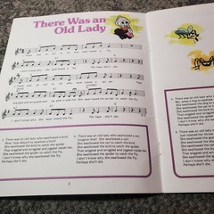 Disney Children&rsquo;s Favorites SING-ALONG SONGBOOK P/V/G Disneyland 1987 24pp