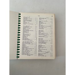 The World Famous New Musicians&rsquo; Bible Fake Book Green Spiral Bound Sheet Music