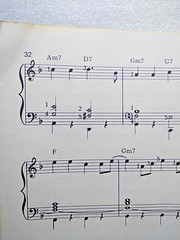 Easy ORGAN Teaching Pieces From It&rsquo;s The Great Pumpkin Charlie Brown 1968~Read..
