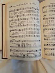 2 Vintage Praise and Worship Hymnal by Hal Leonard Corp Lillenas Publishing