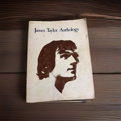 James Taylor ANTHOLOGY Songbook VINTAGE 160 Pages Piano Guitar Chords GOOD