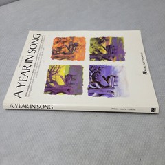 A YEAR IN SONG BOOK PIANO/VOCAL/GUITAR 50 HOLIDAY SEASONAL OCCASIONAL SONGS NEW