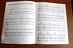 LOT OF 2 BOB DYLAN SONGBOOKS: GREATEST HITS; BLOOD ON THE TRACKS – WORDS & MUSIC