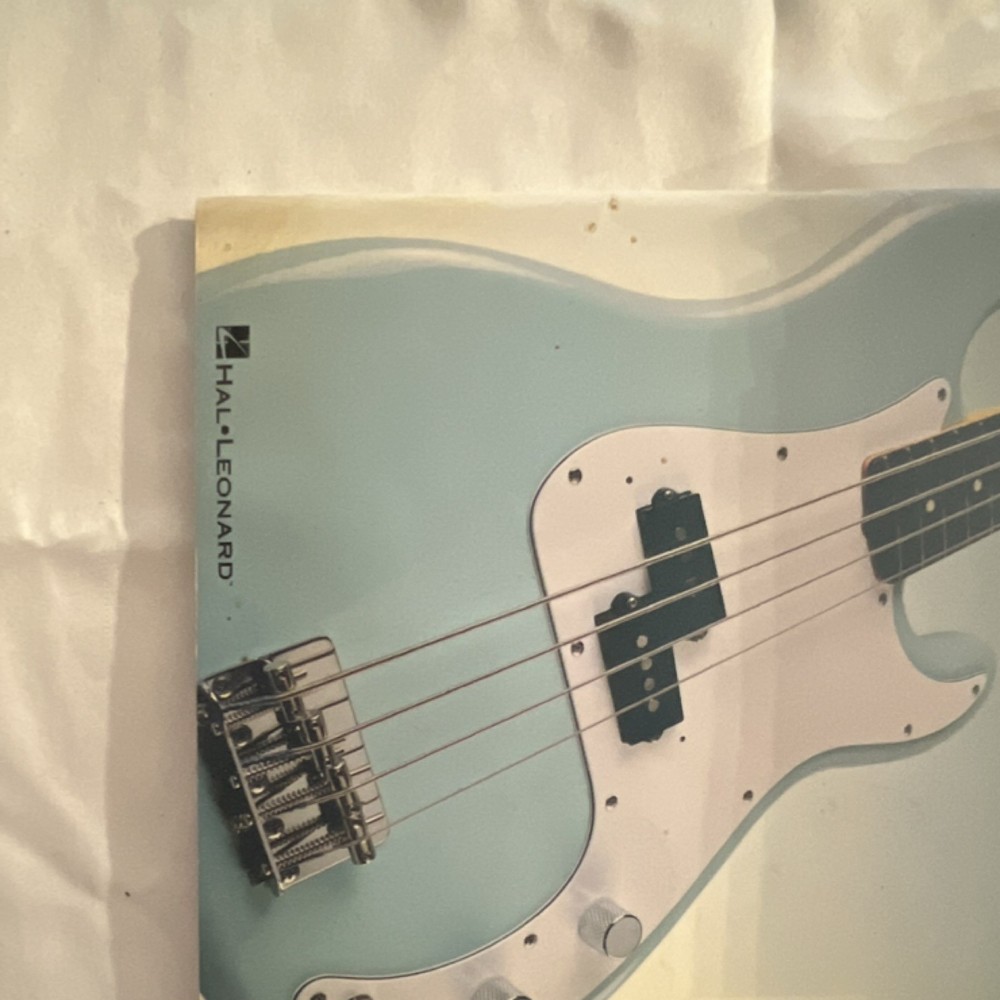 Hal Leonard Building Walking Bass Lines Sheet Music Book Bass Guitar HL00695008