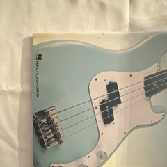 Hal Leonard Building Walking Bass Lines Sheet Music Book Bass Guitar HL00695008