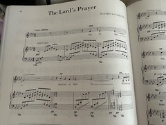 MUSIC BOOK -LOW VOICE – Singer&rsquo;s Christian Wedding Collection piano guitar, alto