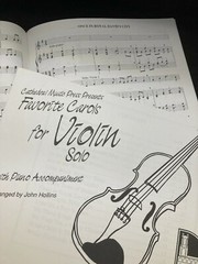 CATHEDRAL Favorite Carols for Violin Solos with Piano Accompaniment MB94606