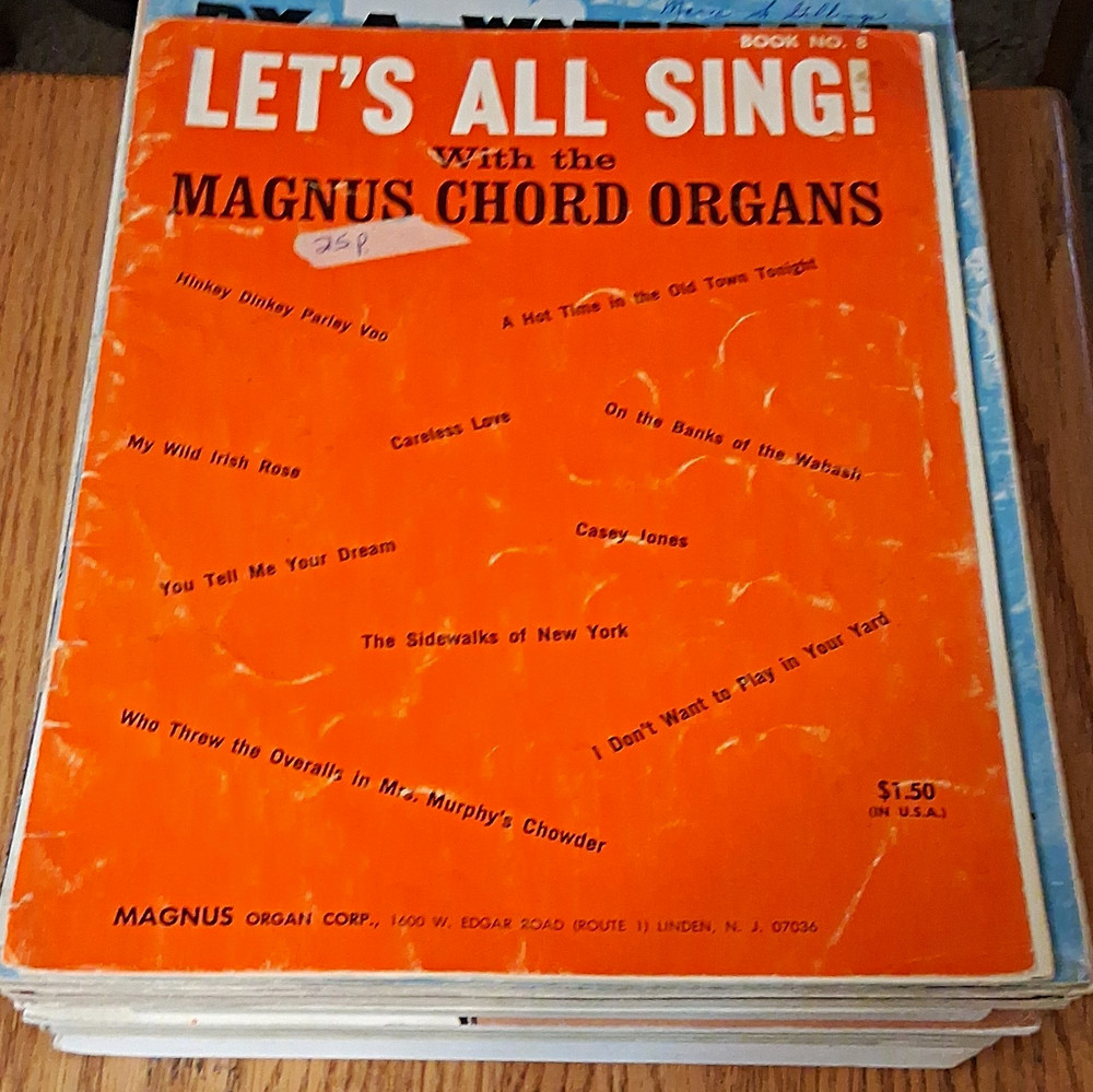 Magnus Organ Corp. Let&rsquo;s All Sing! Chord Organs Song Book No. 8 Vocal Choir