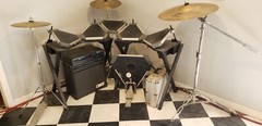 Roland DDS 30. Complete with chords, symbols and head amp.