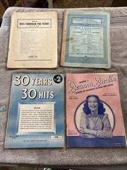 Huge Lot of 21 Organs Pianos Violin Keyboards Sheet music Books VINTAGE