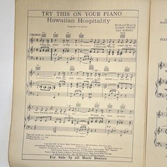 Select Music Publications Sail Along, Silv&rsquo;ry Moon Ukulele Sheet Music 1175