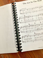 100 All-Time Popular Hits Complete Words & Music Songbook~Piano & Guitar Chords