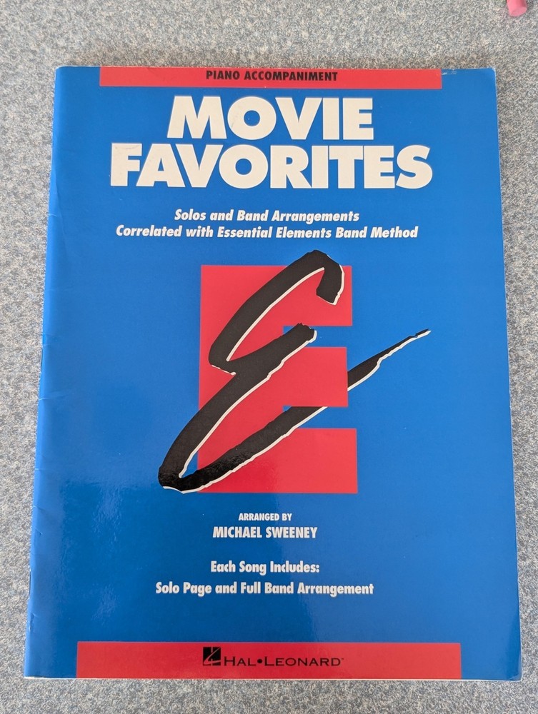 Hal Leonard Movie Favorites Piano Accompaniment for Solo and Band Arrangements