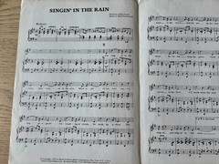 FREED & BROWN SINGING IN THE RAIN SHEET MUSIC (1970&rsquo;s) ENGLAND