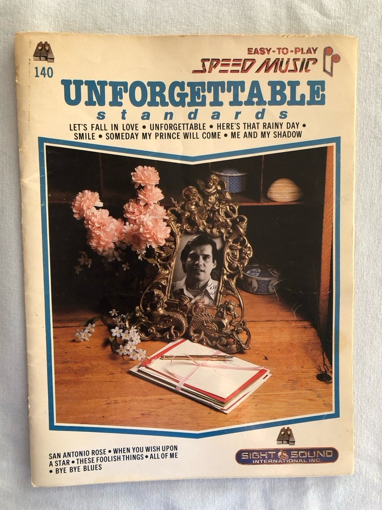 Easy Play Speed Music Unforgettable Standards Songbook