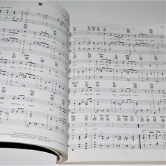 SONGS IN 3/4 TIME ~ 66 SONGS! (Piano/Vocal/Guitar Songbook) EASY LISTENING POP