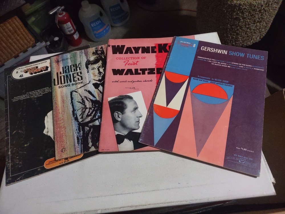 GEORGE GERSHWIN SHOW TUNES, JACK JONES, WAYNE KING, SONG BOOKS SHEET MUSIC