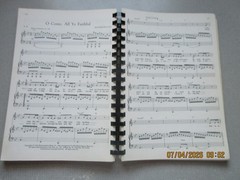 Low Voice Classics – 101 Solos Religious Sheet Music Book Compiled by Tom Fettke