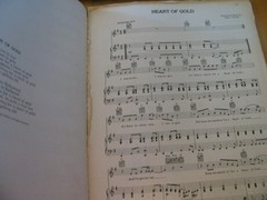 NEIL YOUNG VOL 2 ( 1969 – 1973 ) COMPLETE SONGBOOK SHEET MUSIC 220 PG LOW PRICE