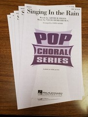 **LOT OF 15** SINGING IN THE RAIN – Brown – Hal Leonard – SATB Choral Octavo