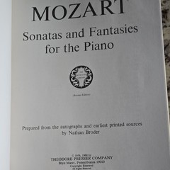 Theodore Presser Mozart Sonatas & Fantasies for Piano Sheet Music, Solo Rev Ed