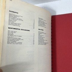 Vintage Richard Wolfe Legit Professional Fake Book 1010 Songs Songbook USA Red