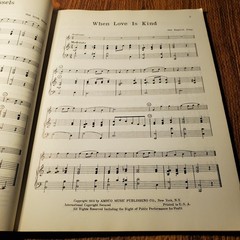 Easy Tenor Saxophone Solos Everybody&rsquo;s Favorite Series Vocal Sel. Amsco