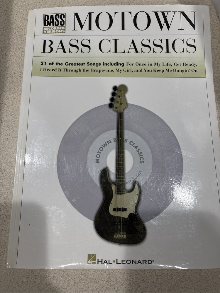 Hal Leonard Motown Bass Guitar Classics Book Ain’t No Mountain Baby Love My Girl