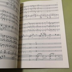 Songs for Female Voices and Piano: Long and Short Six Melodies by Hayashi Hikari