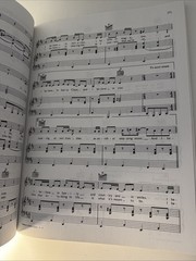 Ultimate Christmas Showstoppers Piano Vocal Guitar Chords Warner Bros Music Book