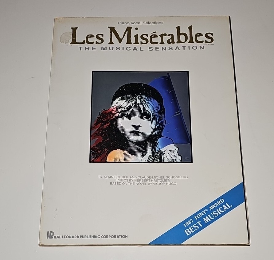 Vintage Song Book LES MISERABLES Piano Vocal 80 Pages 14 Songs VG Condition