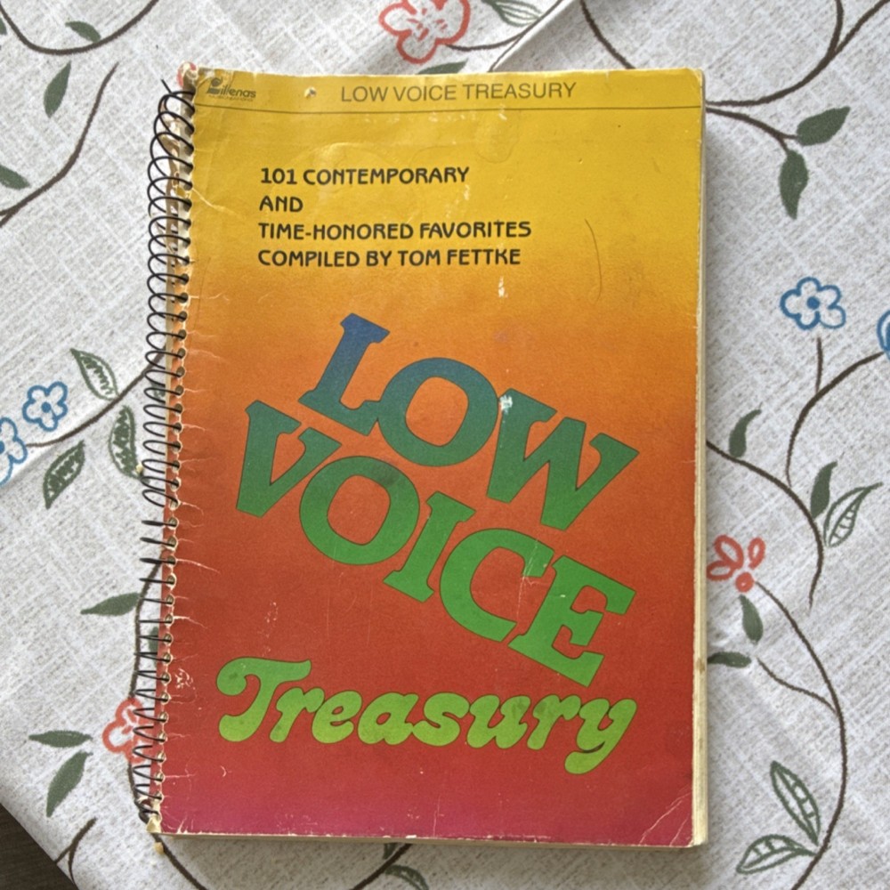 Contemporary Song Book for Voice by Lillenas Publishing Co. Collection MB-506